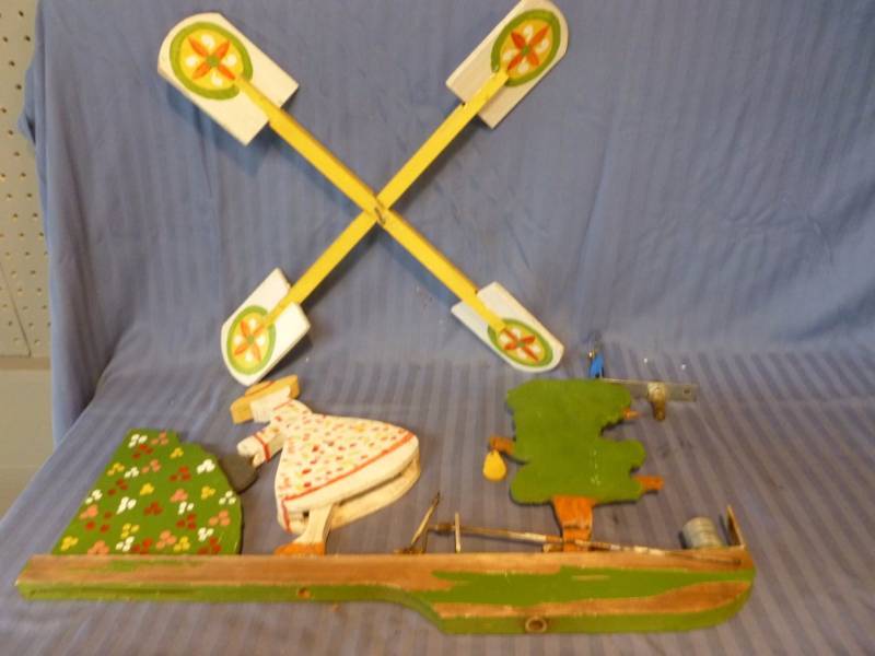 lot 226 image: Whirly Gig