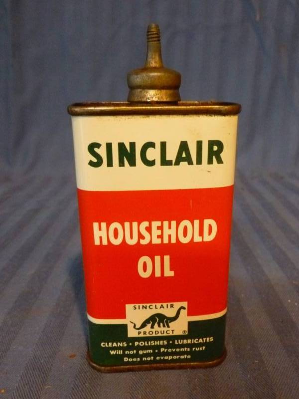 lot 243 image: Vintage Oil Can