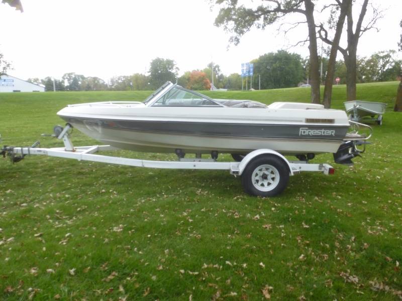 1990 Forester Fantom Boat 16 ft