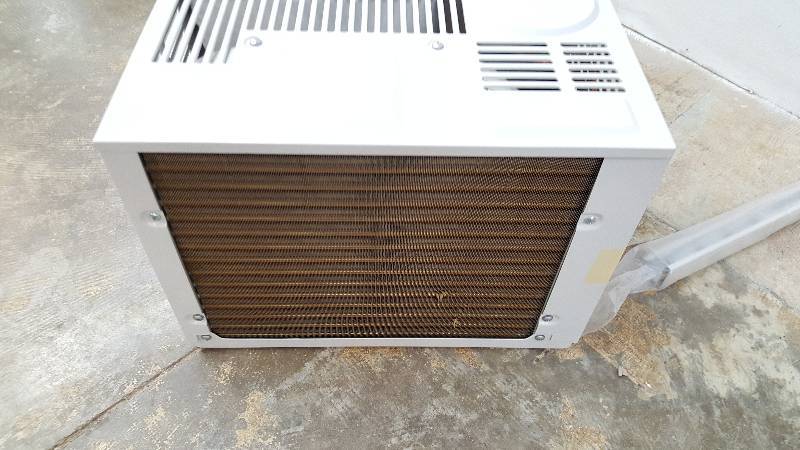 As Is Master Craft 5000 Btu Mechanical Window Air Conditioner White Missing Side Walls For Parts Or Repair Scrap Lot Electronics Power Tools Furniture Cookware Toys Speakers