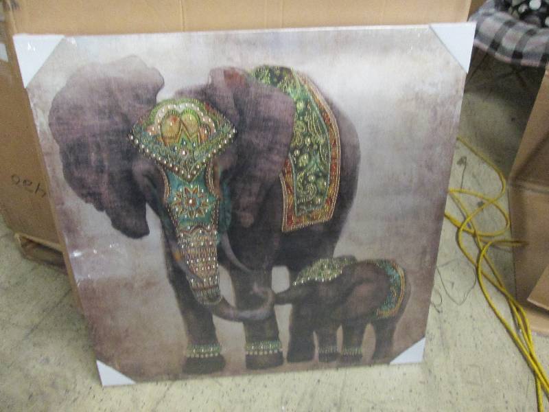 Embellished Mother and Baby Elephan...