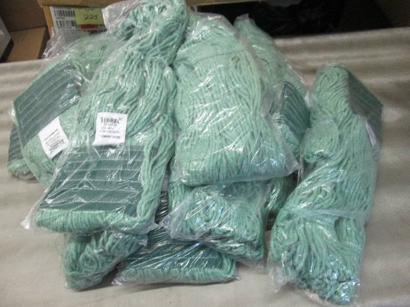 Lot of 12 Medium Green All-Purpose ...