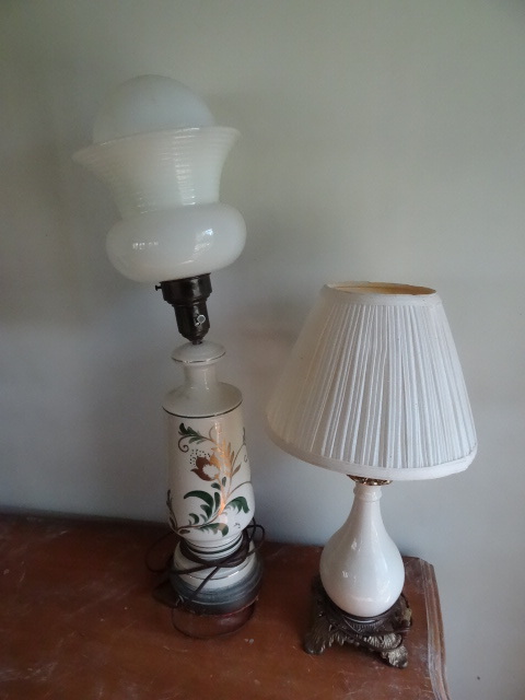lot 36 image: 2 Vintage Ceramic Lamps, Leaf Motive