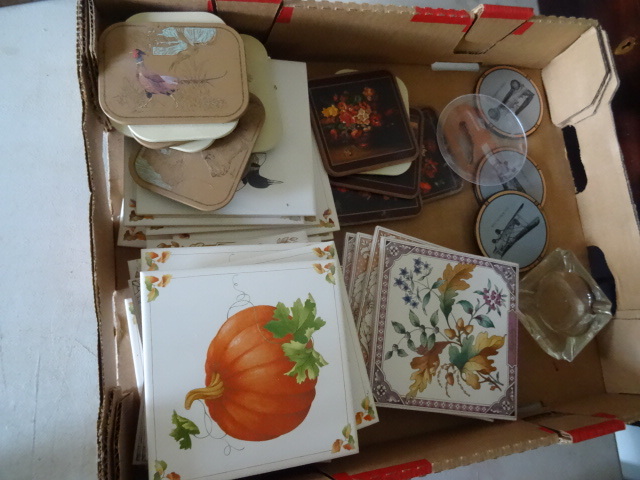 lot 82 image: Misc Coaters & Trivets