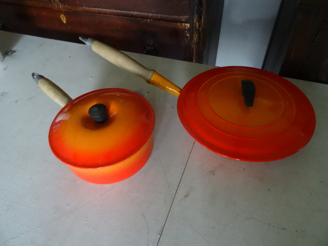 lot 119 image: Lecrueset Franle Fry Pan & Pot