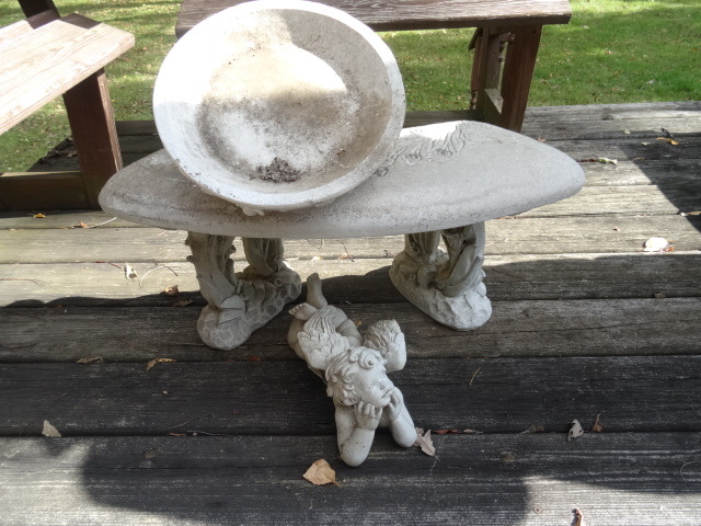 lot 169 image: Resin Garden Bench, Cherub,