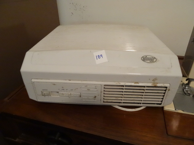 lot 189 image: Hunter Ion Generator Model 30065