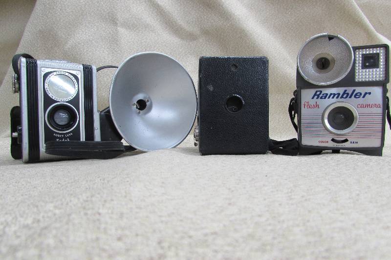 VINTAGE  ANTIQUE CAMERAS