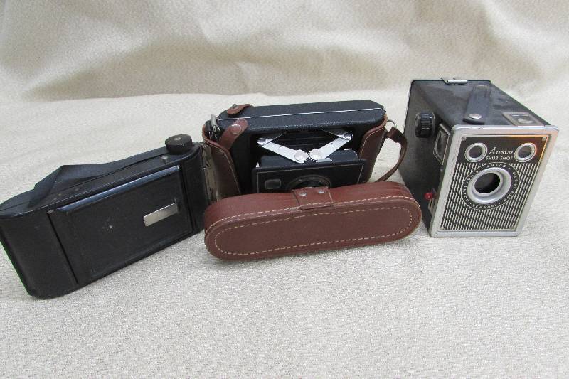 VINTAGE  ANTIQUE CAMERAS