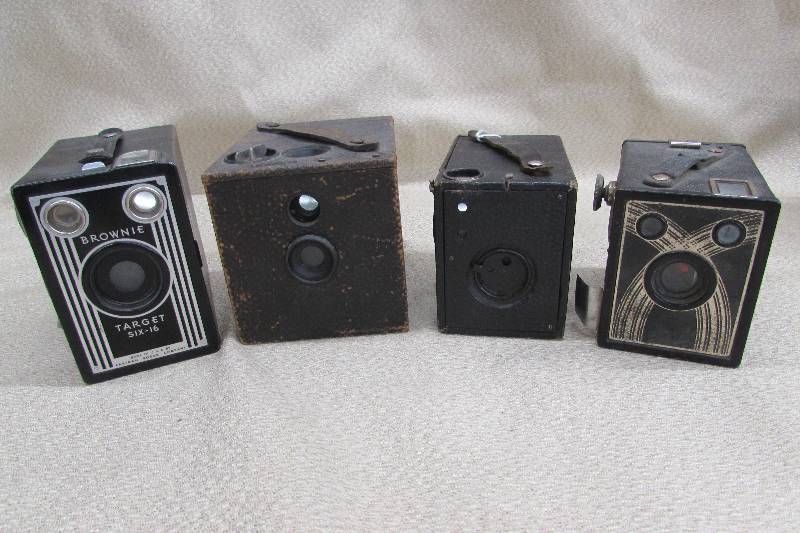 VINTAGE  ANTIQUE CAMERAS