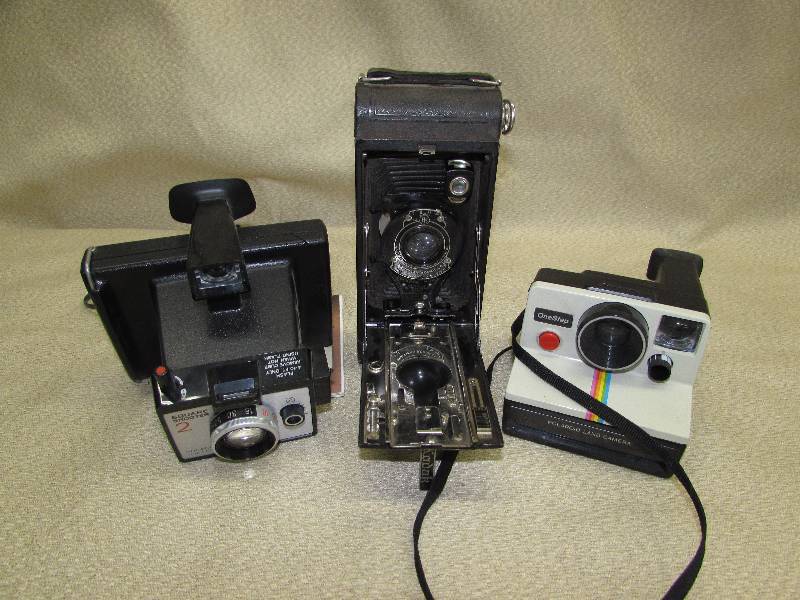 VINTAGE  ANTIQUE CAMERAS