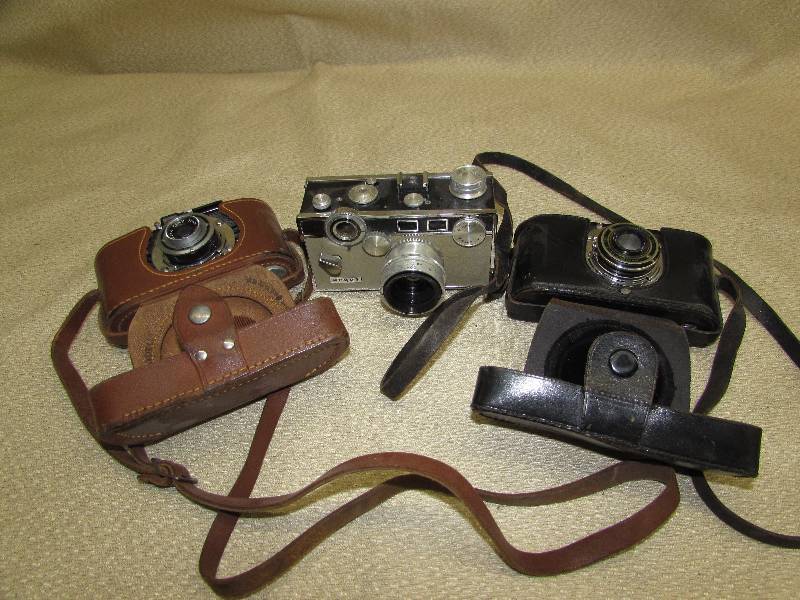 VINTAGE  ANTIQUE CAMERAS
