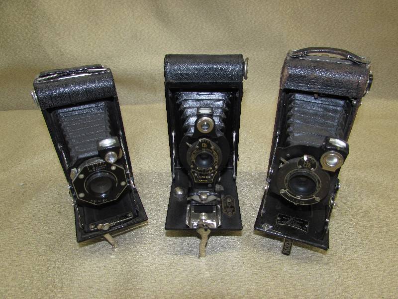 VINTAGE  ANTIQUE CAMERAS