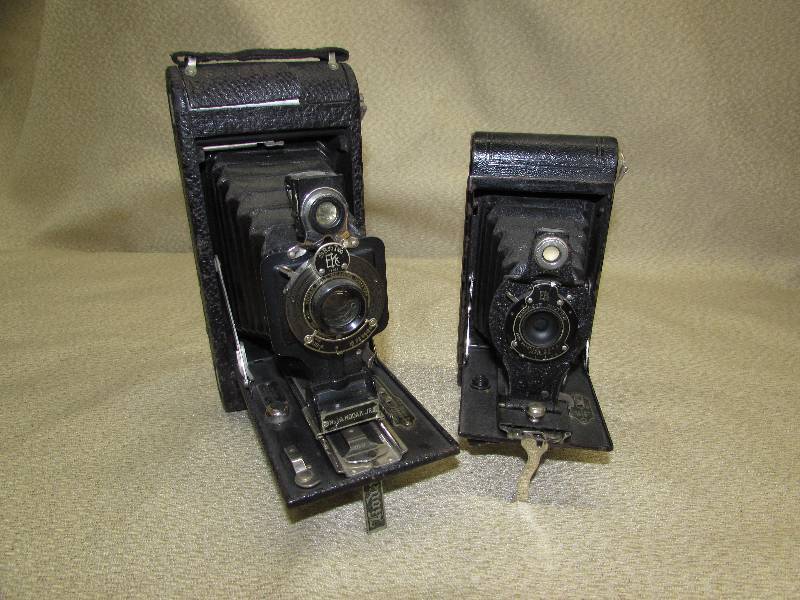 VINTAGE  ANTIQUE CAMERAS