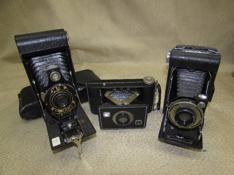 VINTAGE  ANTIQUE CAMERAS