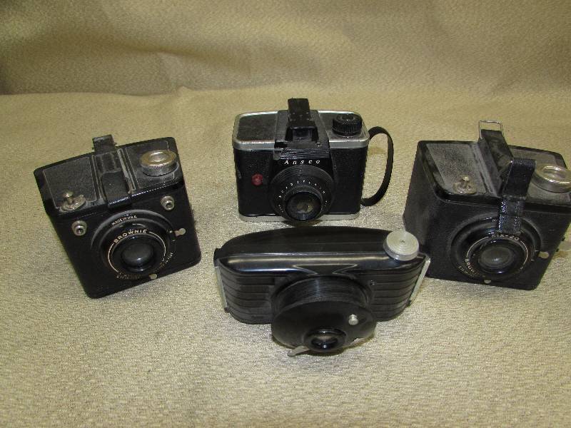VINTAGE  ANTIQUE CAMERAS