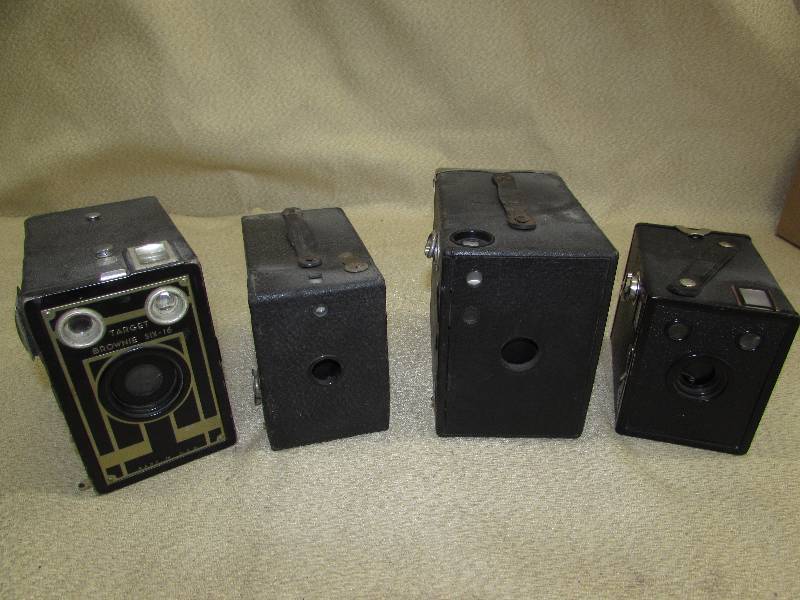 VINTAGE  ANTIQUE CAMERAS