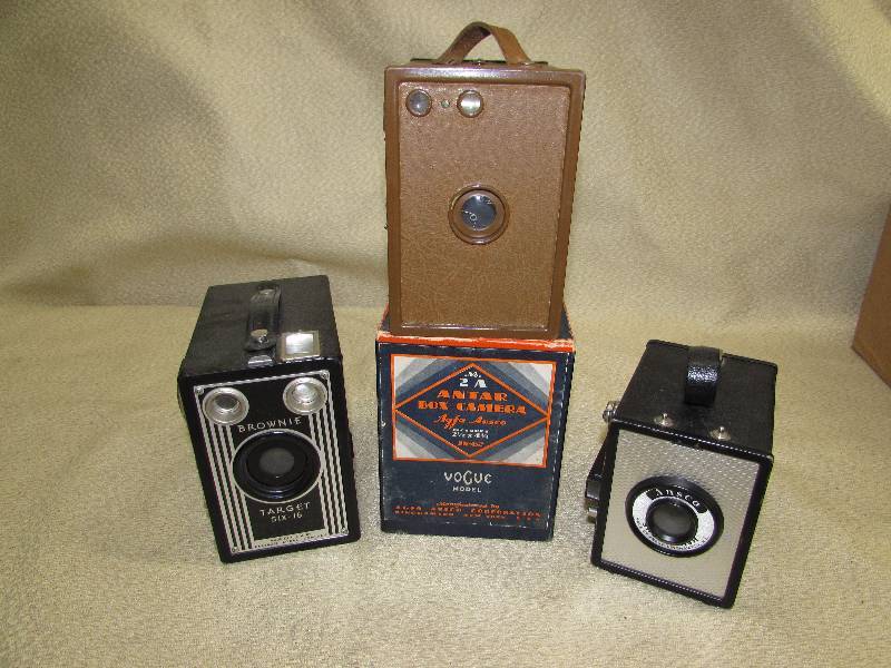 VINTAGE  ANTIQUE CAMERAS