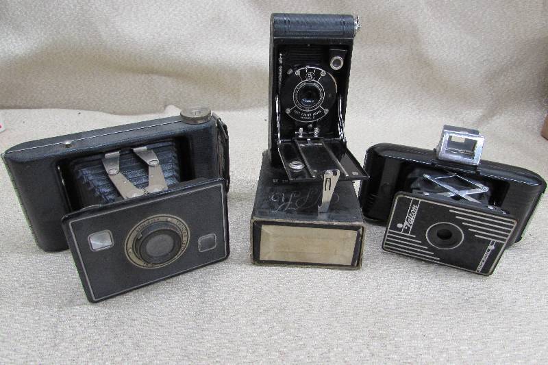 VINTAGE  ANTIQUE CAMERAS