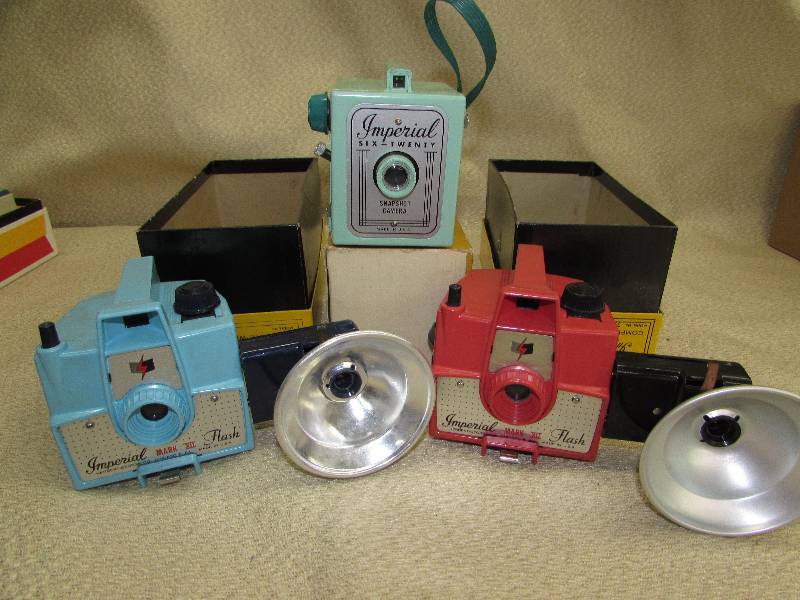 VINTAGE  ANTIQUE CAMERAS