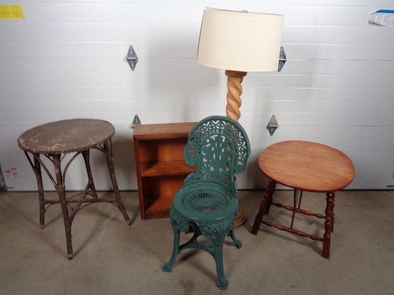 lot 82 image: Take What You Want Furniture