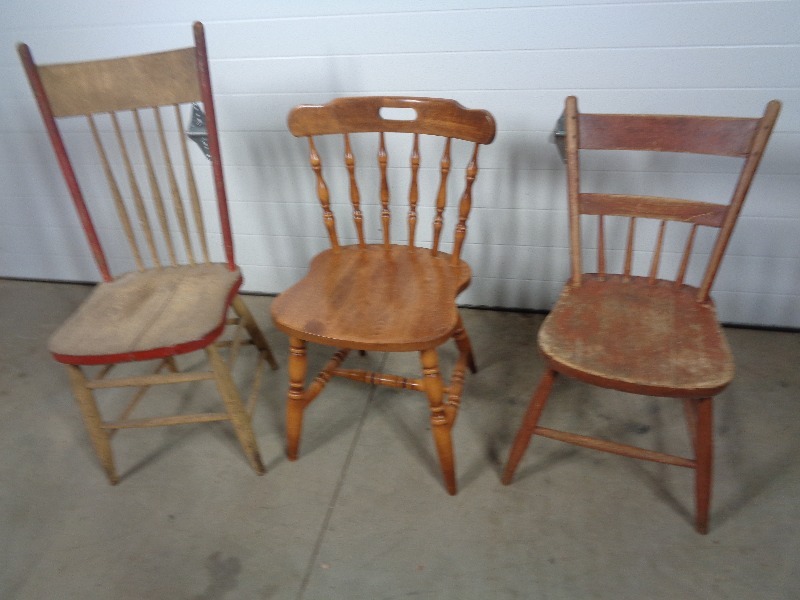 lot 107 image: Assorted Wooden Chairs