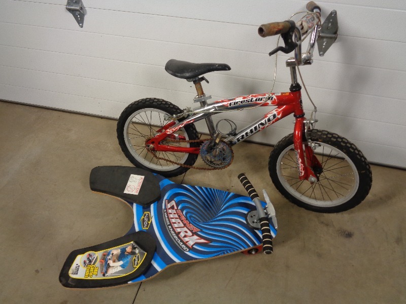 lot 125 image: Kids Bike and Kneeboard