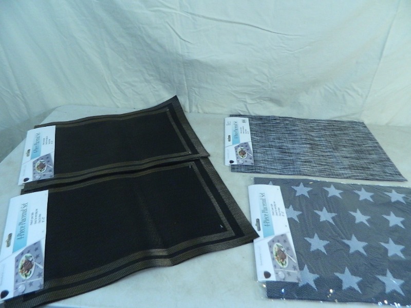 lot 128 image: 4 New 4 PC Placemat Sets