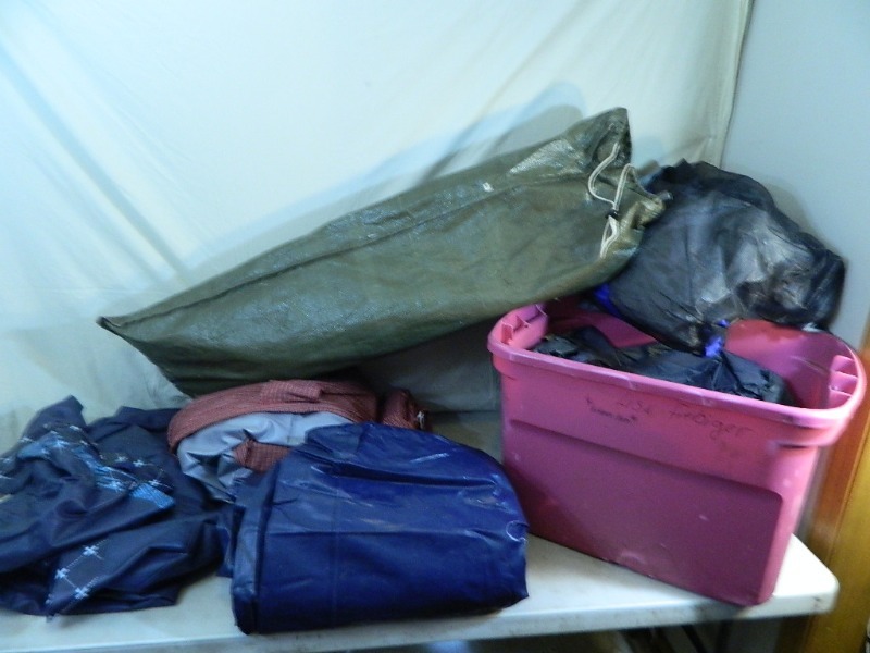lot 138 image: Air Mattresses and Tents