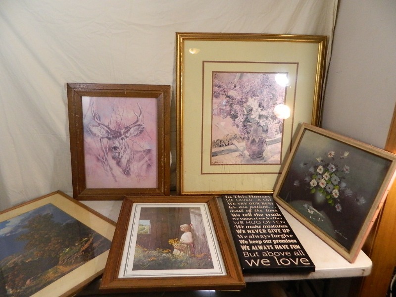 lot 145 image: Framed Pictures and Decor