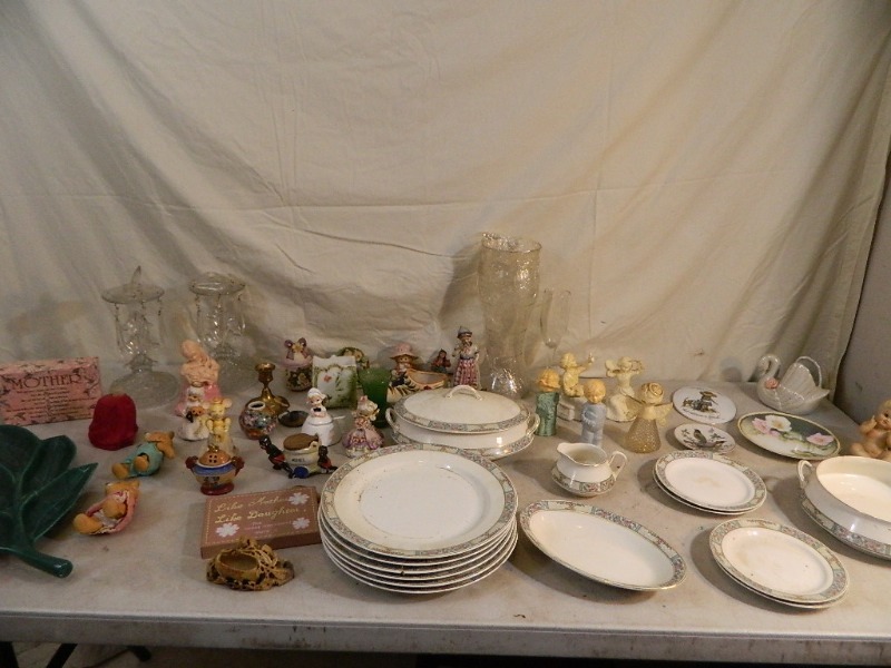 lot 168 image: Vintage Avon Bottles, China, and More