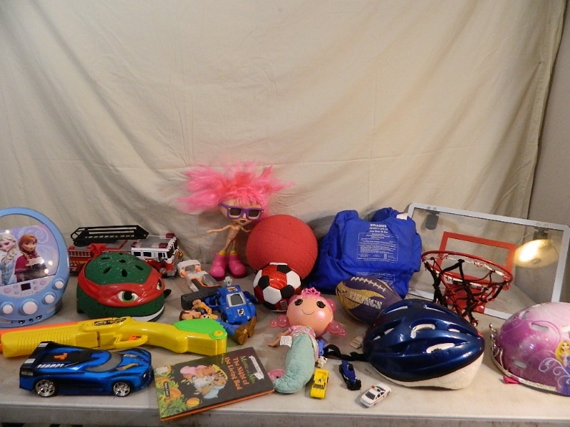 lot 175 image: Kids Toys and Infant Life Jacket