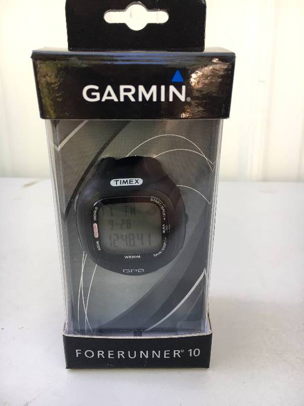 lot 27 image: GarminTimex GPS watch Forerunner 10