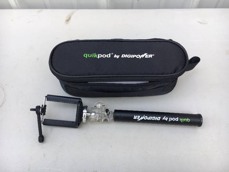 lot 36 image: QuikPod Selfie Stick