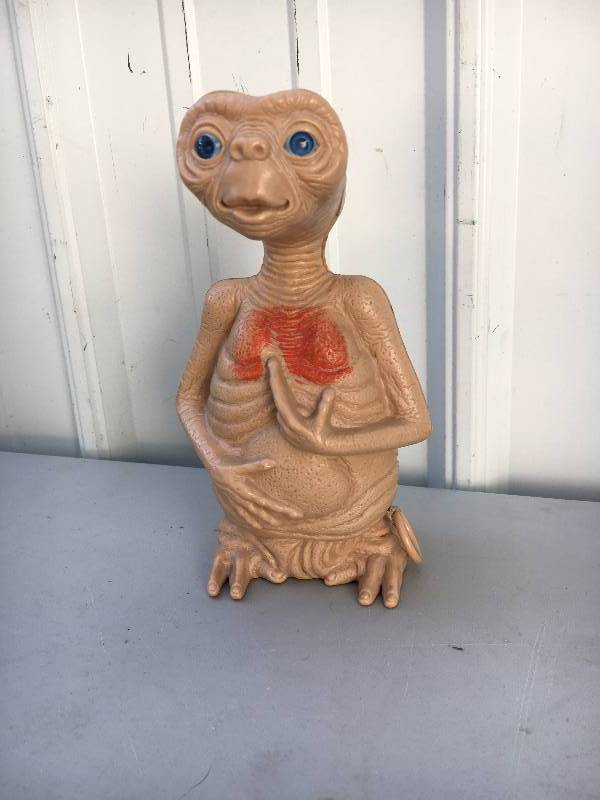 et doll