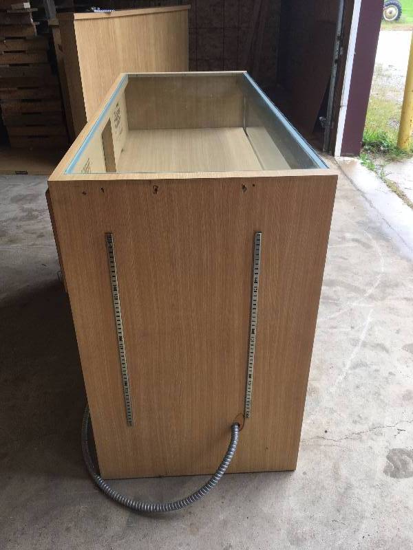 LARGE SOLID WOOD DISPLAY CASE WITH (2) DRAWERS AND KEY