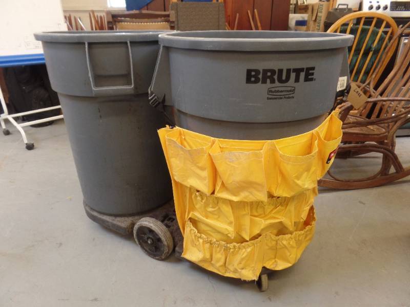 TRASH RECEPTACLES ON A TROLLEY