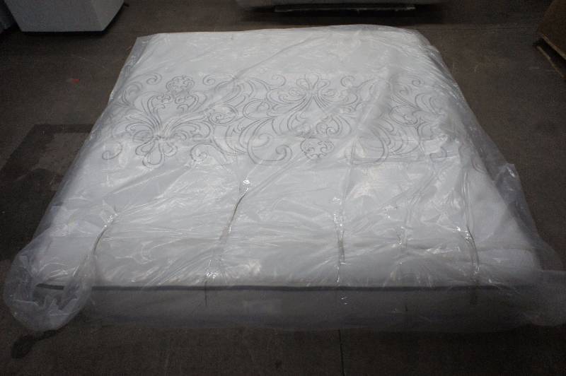 lot 3 image: AS- IS - SEALY POSTUREPEDIC -  KING SIZE - SUNLAKES FIRM - MATTRESS