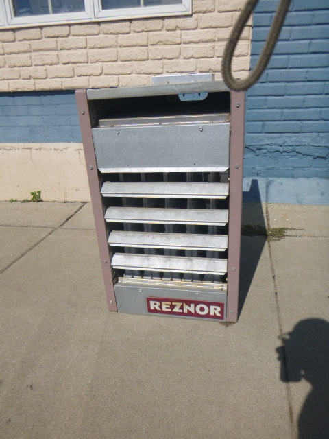 lot 50 image: Reznor Natural Gas Heater
