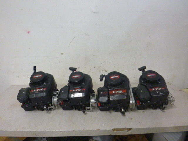 lot 57 image: 4 Briggs & Stratton Sprint Engines