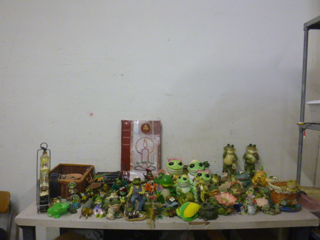 lot 66 image: Miscellaneous Dcor