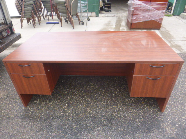 lot 83 image: Cherry Wood Office Desk