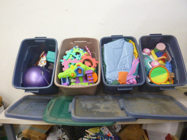 lot 106 image: 4 Totes with Miscellaneous Toys