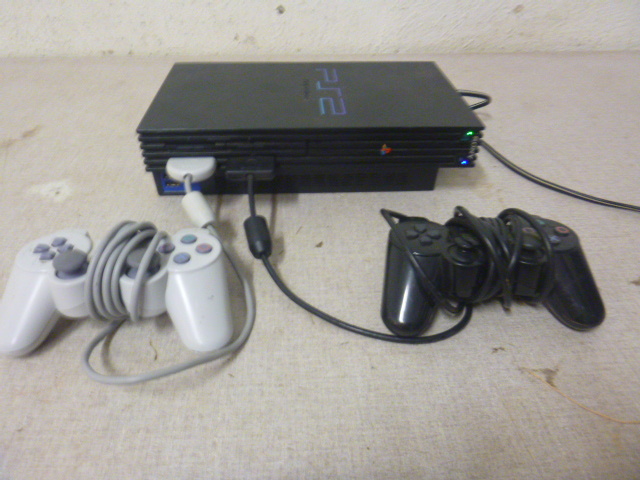 lot 112 image: Sony PlayStation 2