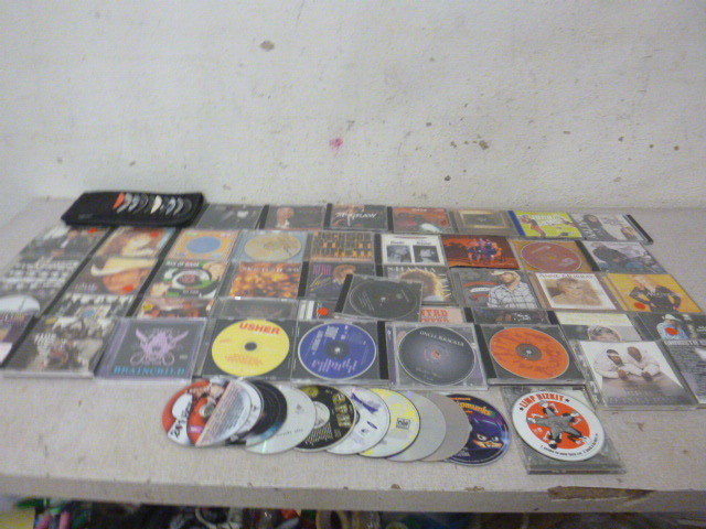 lot 140 image: Miscellaneous CDs and Cassette Tapes