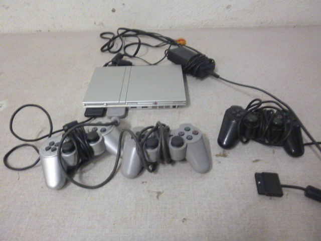 lot 141 image: Sony PlayStation 2