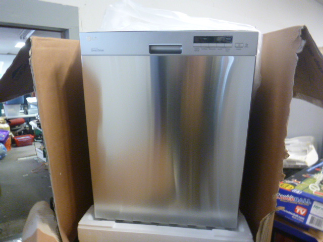 lot 4 image: NEW LG Stainless Steel Dishwasher