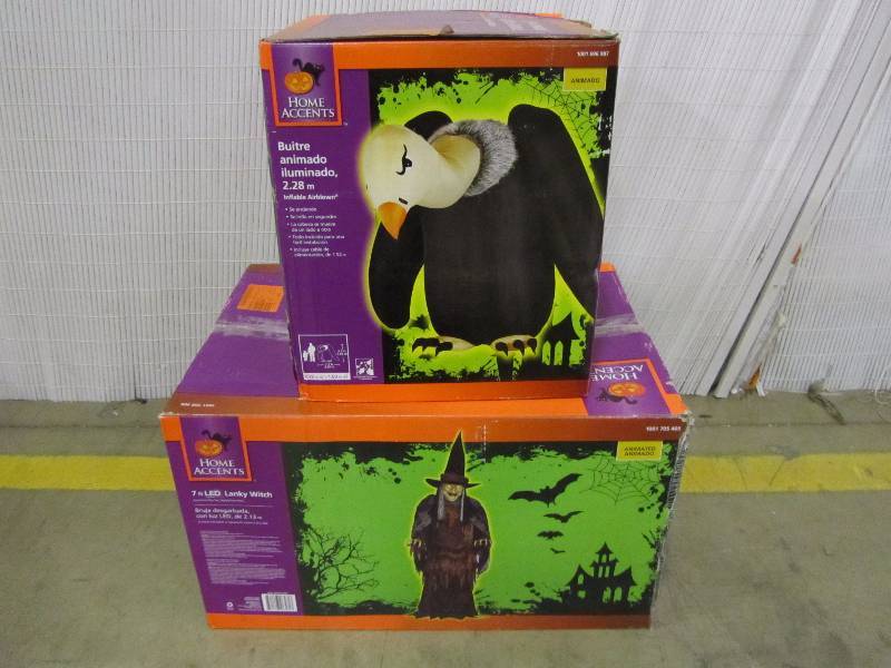 lot 9 image: 77.17x 90.16x64.57 Inflatable Vulture, 84 Lanky Witch