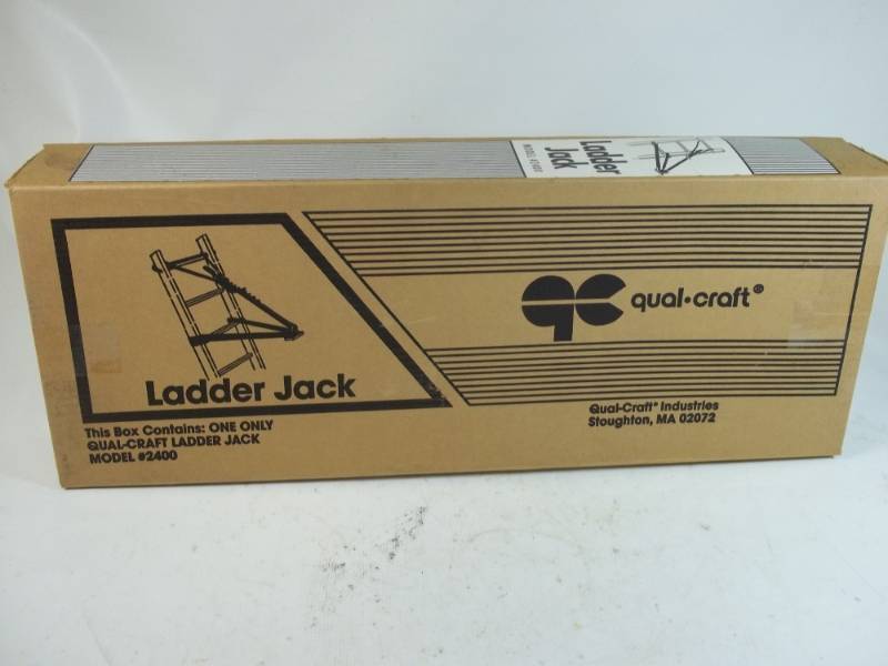 lot 7 image: Qual-Craft Guardian Ladder Jack # 2400