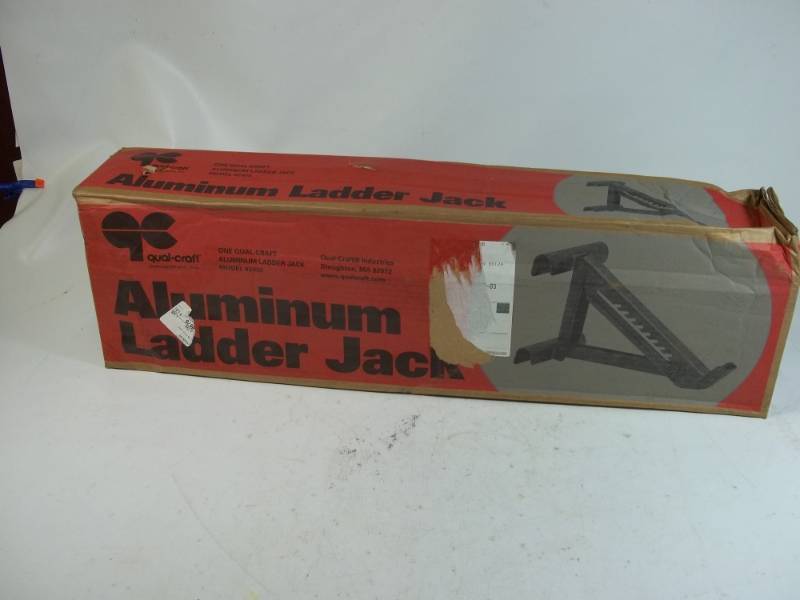lot 9 image: Qual-Craft Guardian Aluminum Ladder Jack # 2420 Retail 108.00